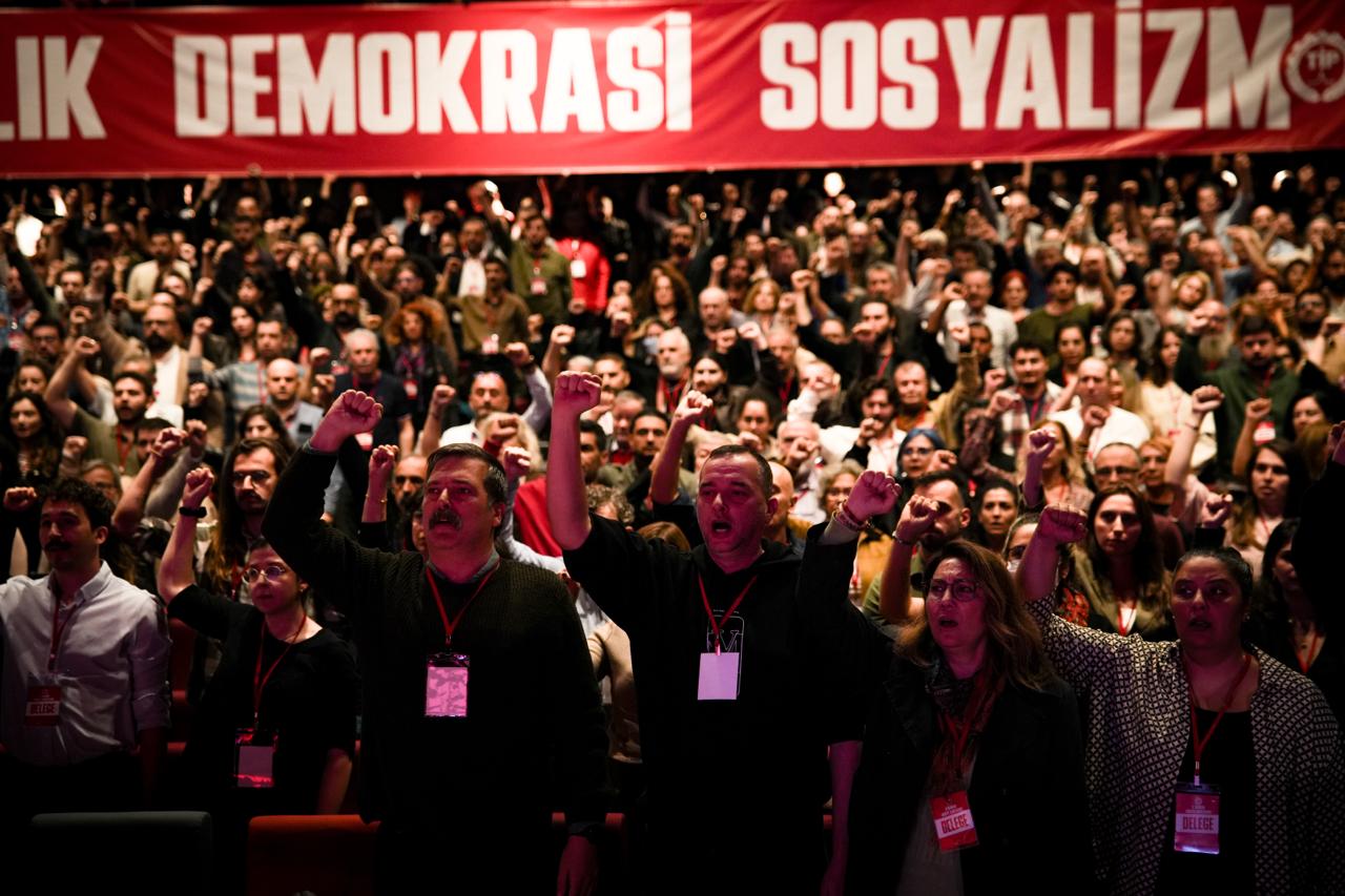 kongre2-20251103-155734-1325a1